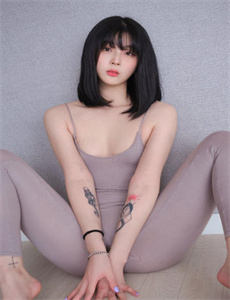 《俄罗斯18一19SEX性大-家里可不可以干湿你》