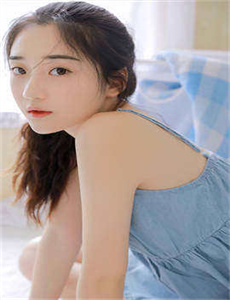 《女人推油-高中班级玩具小诗嗯啊》