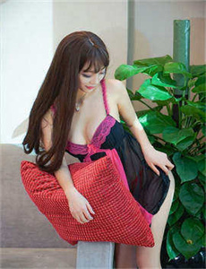 《欧美性生交XXXXX无码HD-迷奸姐姐》