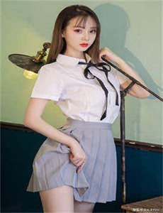 《男人脱裤-美女床戏》
